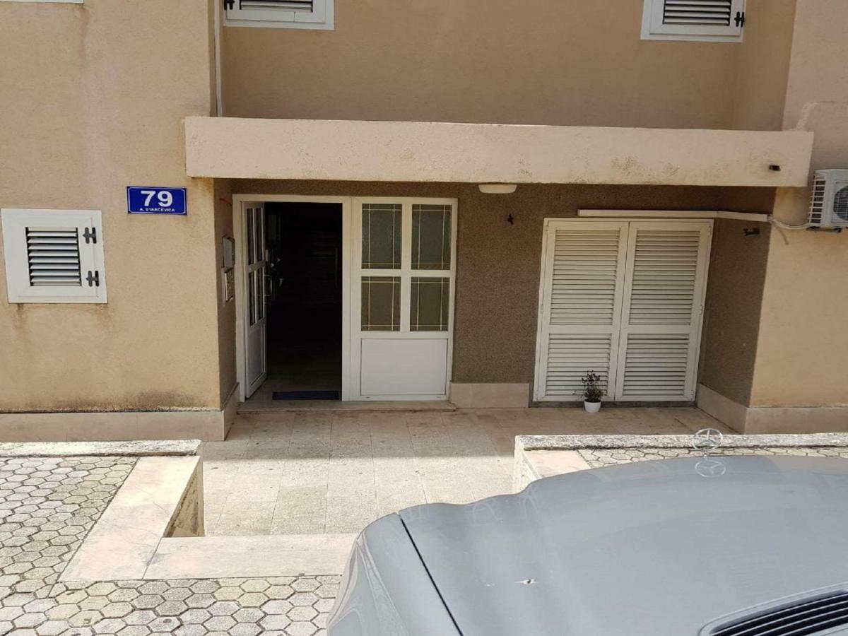 Apartman Ljubav Makarska Bagian luar foto